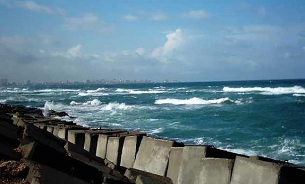 برلماني: الدولة تتخذ خطوات هامة لحماية الشواطئ من "نحر البحر"