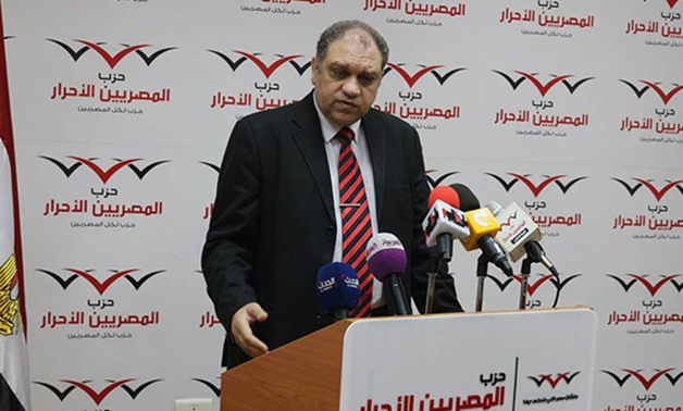 رئيس لجنة الصحة بالمصريين الأحرار: القانون منح المواطن حق مجانية العلاج بالمستشفيات 