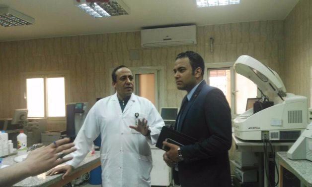 بالصور.. أحمد زيدان يتفقد مستشفى الساحل.. ويؤكد: ملف الصحة من أولوياتى لخدمة الدائرة