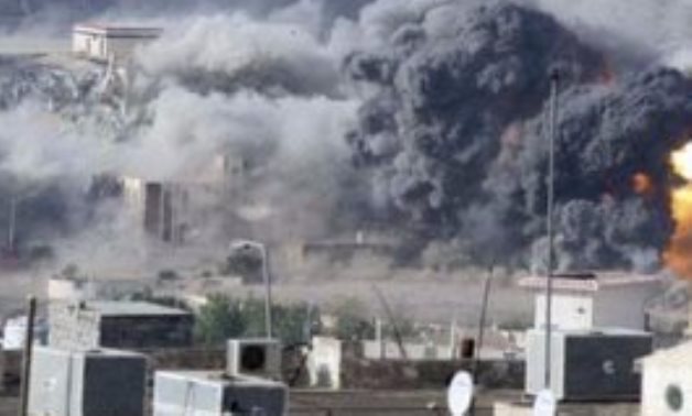 "رويترز": ضربات صاروخية تصيب مستودع ذخيرة وقاعدة جوية بمحيط مطار دمشق