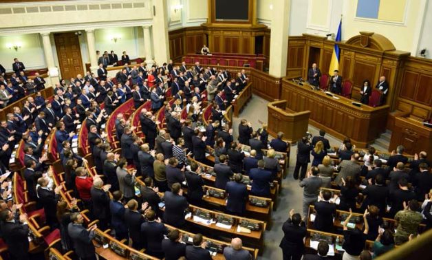 الرئيس الأوكرانى يسحب الجنسية من عضو فى البرلمان لمخالفته قانون الجنسية