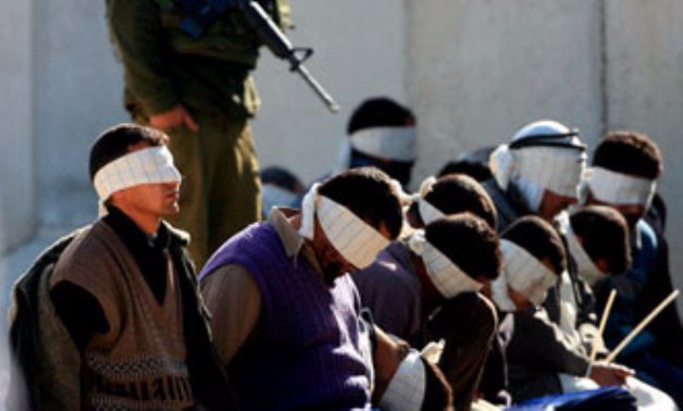 "المحامين العرب" يطالب بكشف الجرائم الاحتلال فى حق الأسرى الفلسطينين
