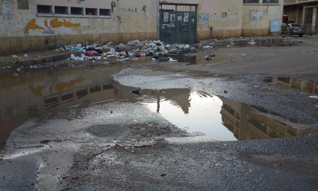 بالصور.. أهالى قرية القبيبة بقنا يستغيثون بسبب مياه الصرف الصحى
