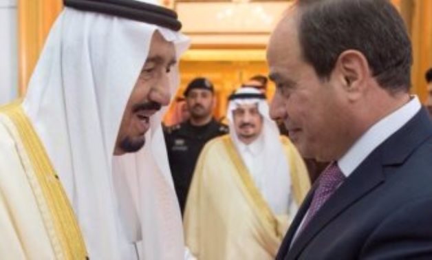 الرئيس السيسى يغادر الرياض عائدا للقاهرة بعد ختام القمة العربية الإسلامية