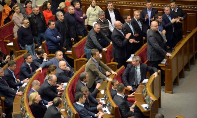 البرلمان الأوكرانى يثير غضب الكرملين ويحد من استخدام اللغة الروسية