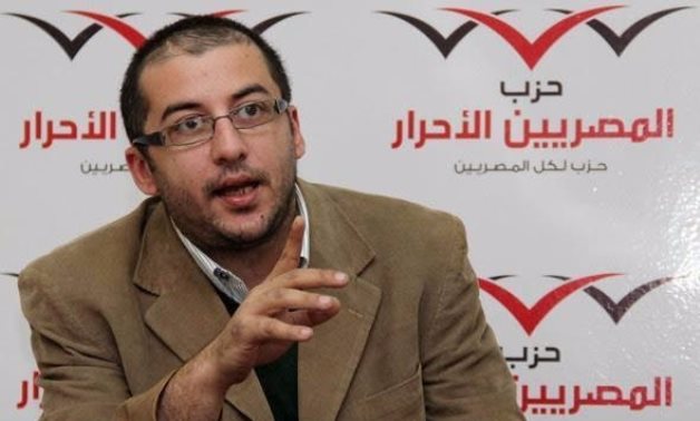 عضو بـ"عليا المصريين الأحرار"  يدعو الشعب المصرى لتحدى الإرهاب بكل إشكالية