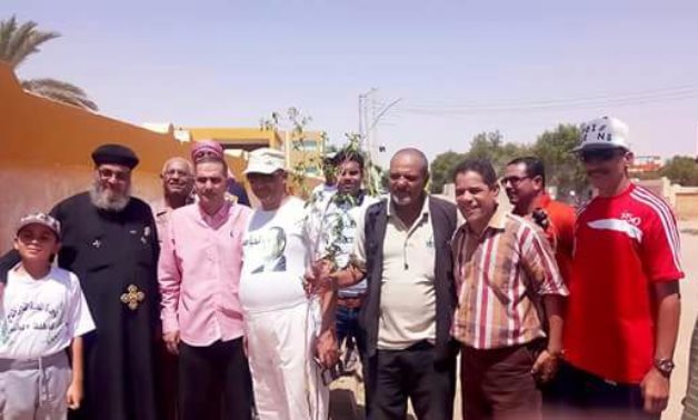 أمانة "المصريين الأحرار" بالوادى الجديد تواصل حملة "ازرع شجرة" بالمقابر
