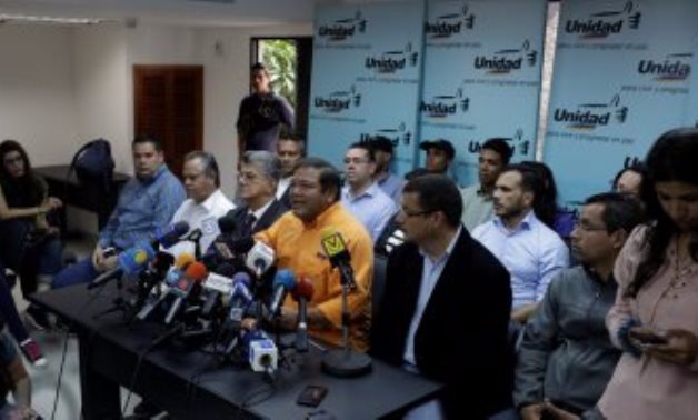 الجمعية التأسيسية الموالية لحكومة فنزويلا تتولى صلاحية التشريع وتجرد المعارضة من سلطاتها