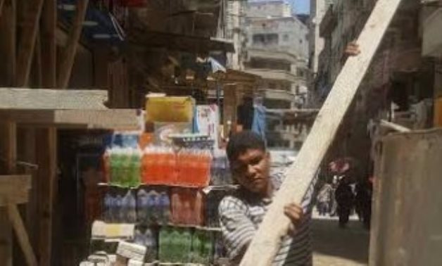 حملة مكبرة لإزالة أعمال بناء مخالفة فى أحياء شرق ووسط الإسكندرية