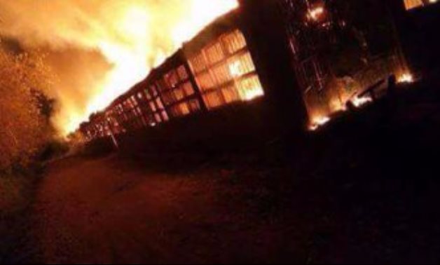 صحافة المواطن.. قارئ يشارك بصور حريق مزرعة دواجن فى شربين بالدقهلية
