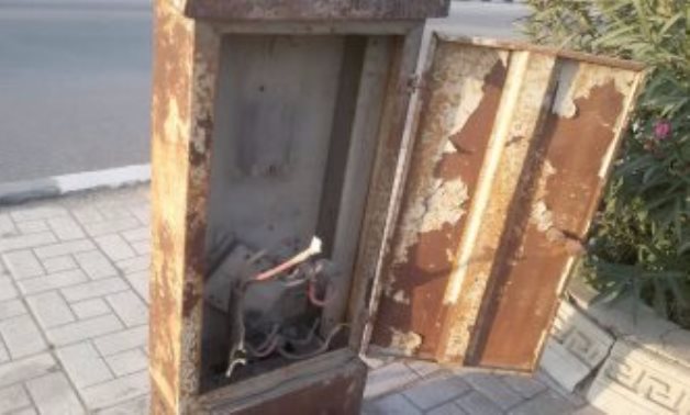 شكوى من وجود كابينة كهرباء مفتوحة أمام مستشفى حميات كفر الشيخ
