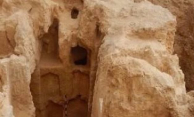 مدير آثار الأقصر: اكتشاف مدخل مقبرة جديدة بمنطقة دراع أبو النجا