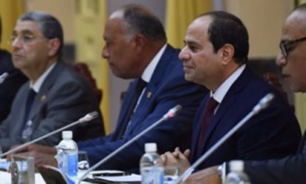 الرئيس السيسى يلغى قرارا لـ"مبارك" بشأن شبكات المياه بالمدن الجديدة
