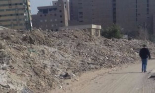 تراكم أكوام القمامة وعدم إنارة الطرق فى منطقة كعبيش بفيصل..والأهالى: اين النواب؟