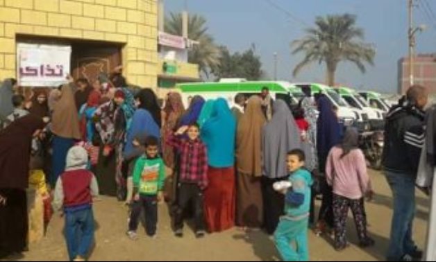 "مستقبل وطن" ينظم قافلة طبية لمواطنى قرية "كوم أبو خلاد" ببنى سويف