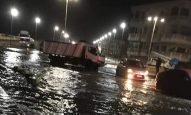 هطول أمطار غزيرة علي مدن وقري البحيرة