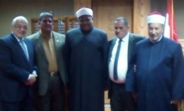 وكيل اللجنة الدينية بالبرلمان يزور مشيخة الأزهر ويلتقى عباس شومان