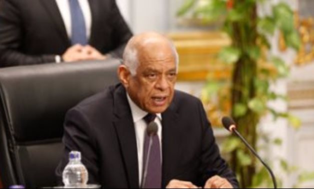 رئيس البرلمان يهنئ الرئيس السيسى بذكرى "الإسراء والمعراج"