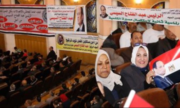 عمال مصر درع الرئيس السيسي بانتخابات الرئاسة