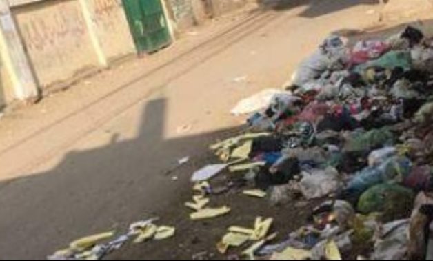 قارئ يشكو من انتشار القمامة بقرية برج مغيزل بكفر الشيخ