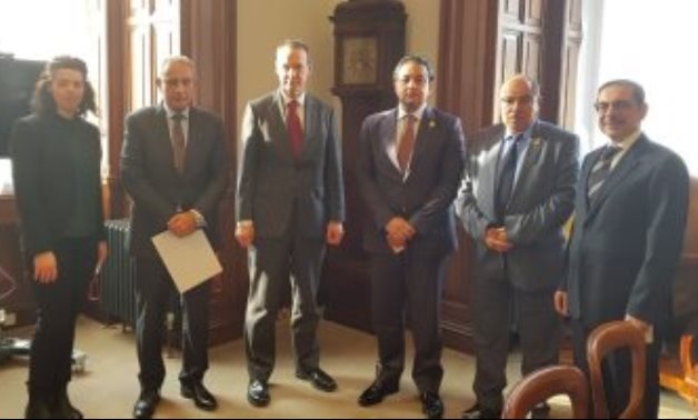 وفد برلمانى يلتقى رئيس جمعية الصداقة المصرية البريطانية لمتابعة قضية مريم