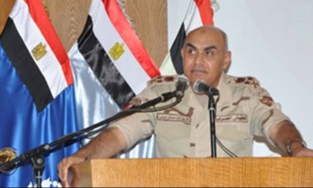 وزير الدفاع لسيدات القليوبية خلال تفقده الانتخابات: أنتم أمل مصر