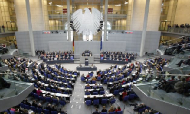 رئيس إسرائيل لـ"البرلمان الألمانى": إيران لا تستحق مكافآت الاتفاق النووى