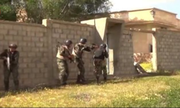 فيديو.. القوات المسلحة تضبط قاعة محاضرات وميدان تدريب للإرهابيين بسيناء
