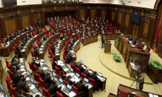 برلمان أرمينيا يعلن انتخاب رئيس الوزراء الجديد أول مايو