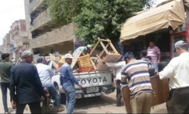 صور.. تحرير 26 محضر مخالفات تموينية بمدينة المراغة بسوهاج