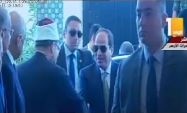 الرئيس السيسى يصل مركز الأزهر للمؤتمرات ليشهد احتفالية ليلة القدر