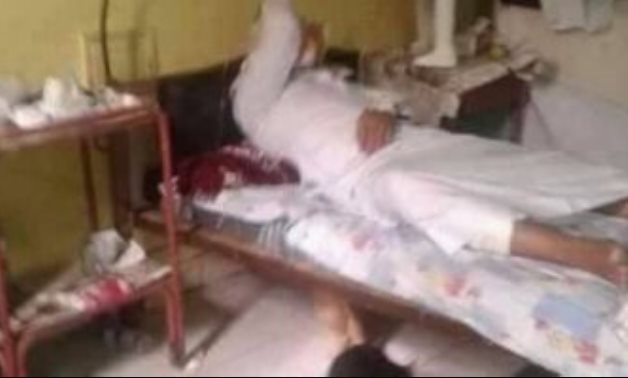 صور.. الإهمال يضرب مستشفى بولاق الدكرور وانتشار القطط داخل غرف المرضى