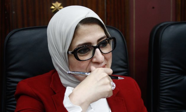 وزيرة الصحة تحيل المسئولين عن واقعة الغسيل الكلوى بديرب نجم للتحقيق