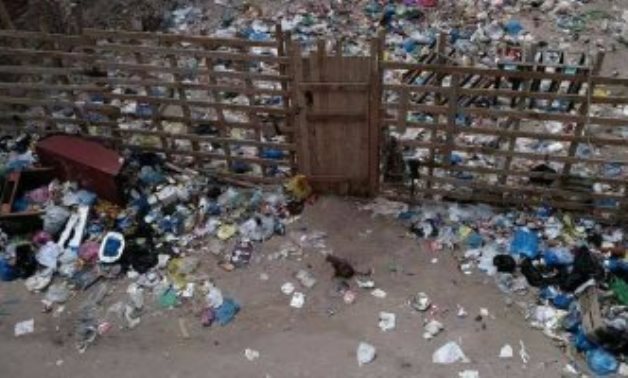 صحافة المواطن.. قارىء يشكو من تراكم القمامة بشارع على آغا الشاعر فى الإسكندرية