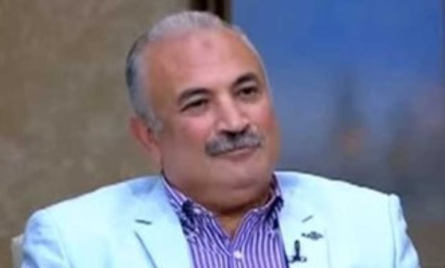 النيابة توجه 3 اتهامات لرئيس حى الهرم أبرزها الرشوة واستغلال النفوذ