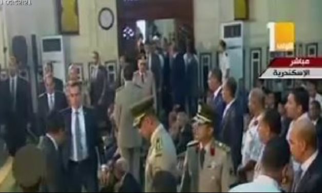 الرئيس السيىسى يصل مسجد محمد كريم برأس التين لأداء صلاة العيد