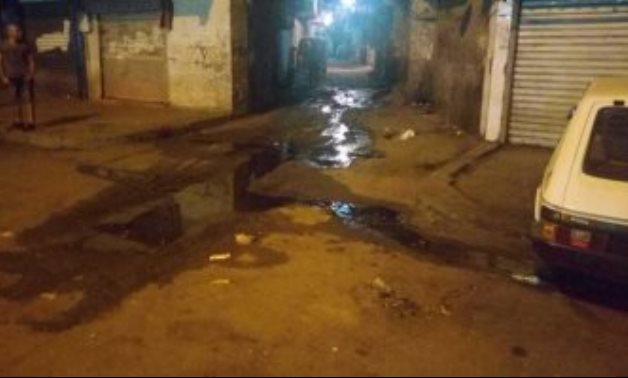صور.. انتشار مياه الصرف الصحى بشارع السودان فى المهندسين