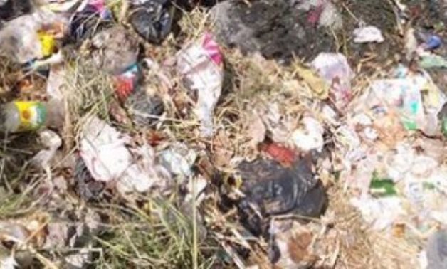 شكوى من انتشار تلال القمامة بمنطقة علواية بمحافظة الفيوم