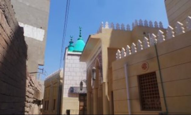 أهالى قرية قوتة بالفيوم يطالبون المحافظ بالموافقة على بناء مسجد بجوار المقابر