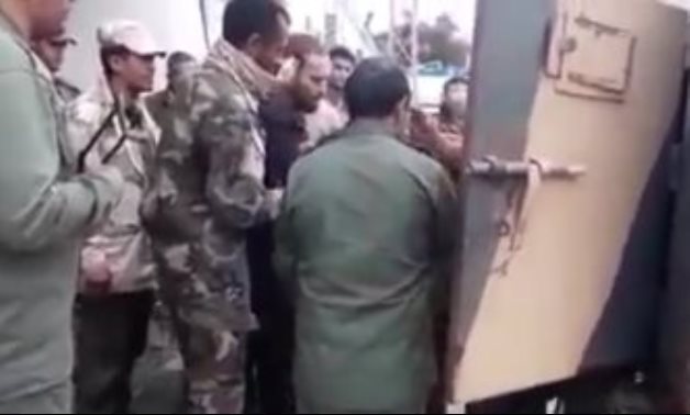 أول فيديو للحظة القبض على الإرهابى هشام عشماوى بدرنة
