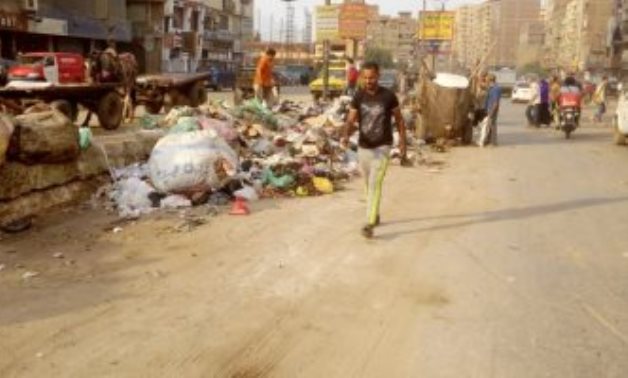 قارىء يشكو انتشار القمامة بالشارع الجديد بشبرا الخيمة