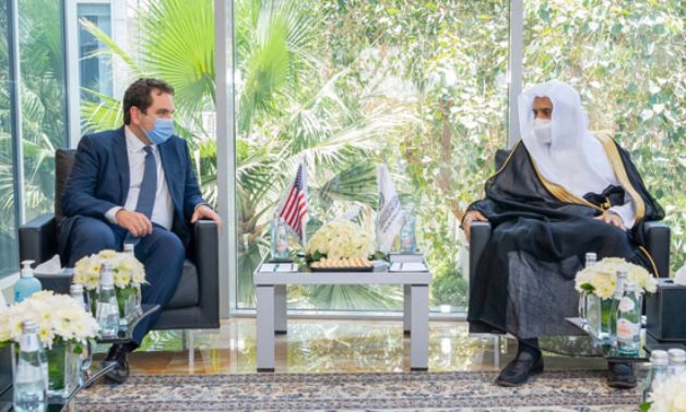 د. العيسى يلتقي نائب مساعد وزير الخارجية الأمريكي لشؤون شبه الجزيرة العربية