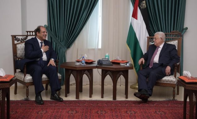 رئيس المخابرات العامة ينقل رسالة من الرئيس السيسي لأبو مازن تؤكد دعم مصر للقضية الفلسطينية