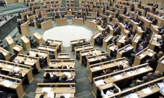 منها إنشاء مجلس للأمن الوطني.. برلمان الأردن يناقش مقترحات إصلاحات دستورية صاغتها لجنة ملكية