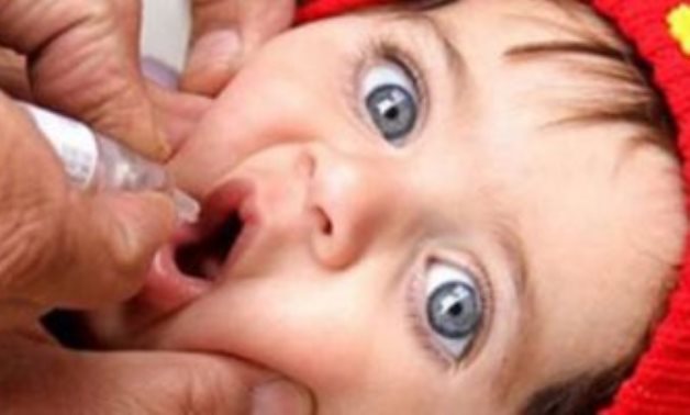 الصحة تعلن انطلاق الحملة القومية للتطعيم ضد شلل الأطفال من حى الأسمرات