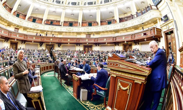 وزير التعليم تعليقا على أزمة عجز المعلمين:التطوع فكرة معروفة فى الغرب