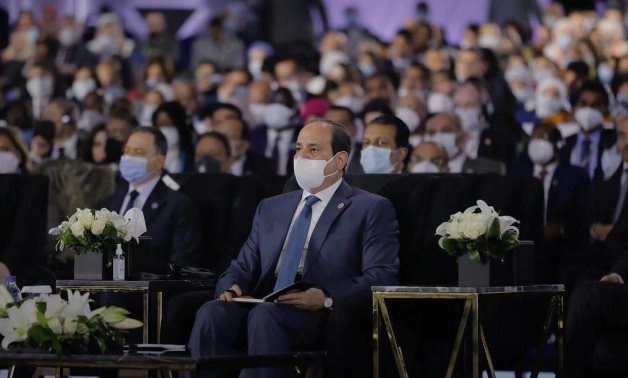 الرئيس السيسى: مصر تحركت لمجابهة التغيرات المناخية وتستعد لاستضافة قمة المناخ 2022 بشرم الشيخ