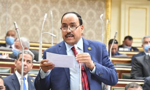 النائب أحمد قورة يتساءل حول التزام الوزارت بحصر أراضي الدولة غير المستغلة بمحافظة سوهاج