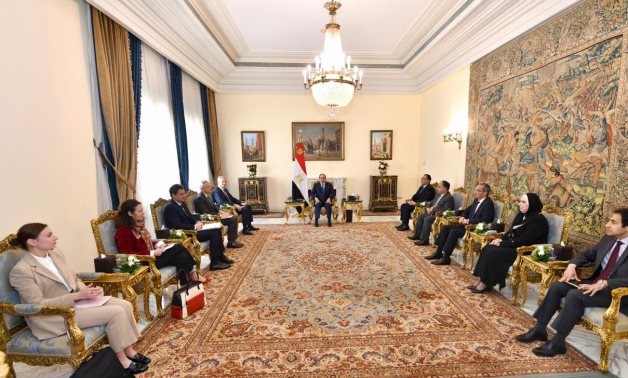 الرئيس السيسى يؤكد لـ"لومير" أولوية ملف التعاون الاقتصادى بين مصر وفرنسا