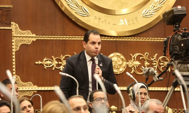 النائب أحمد فوزى يطالب الجميع بالتكاتف من أجل العبور من الأزمة الاقتصادية العالمية